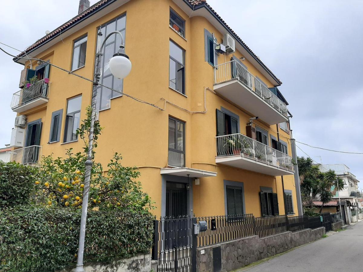 Casa Annalisa Apartment Scauri  Exterior photo
